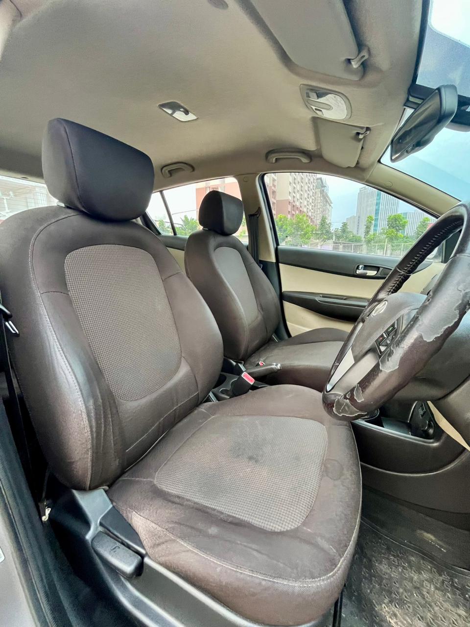 Hyundai  I20 sportz  2012 Grey