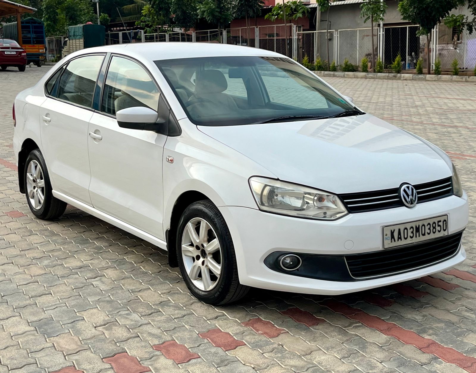 Volkswagen vento 1.6 MPi highline