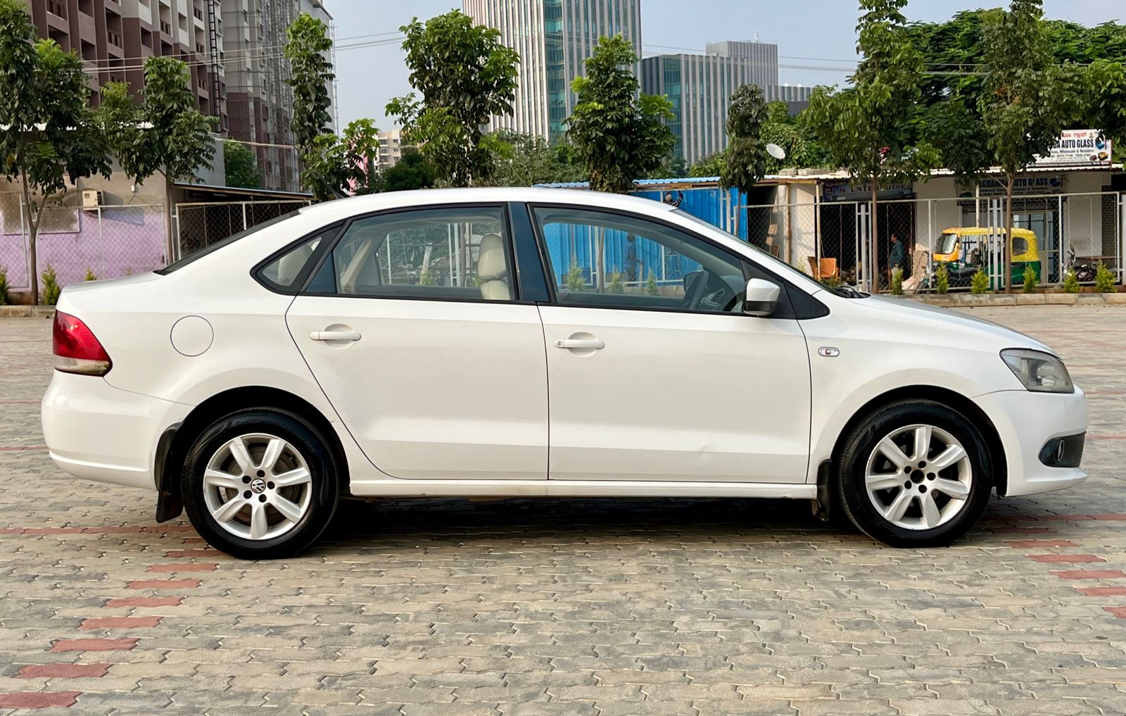 Volkswagen vento 1.6 MPi highline