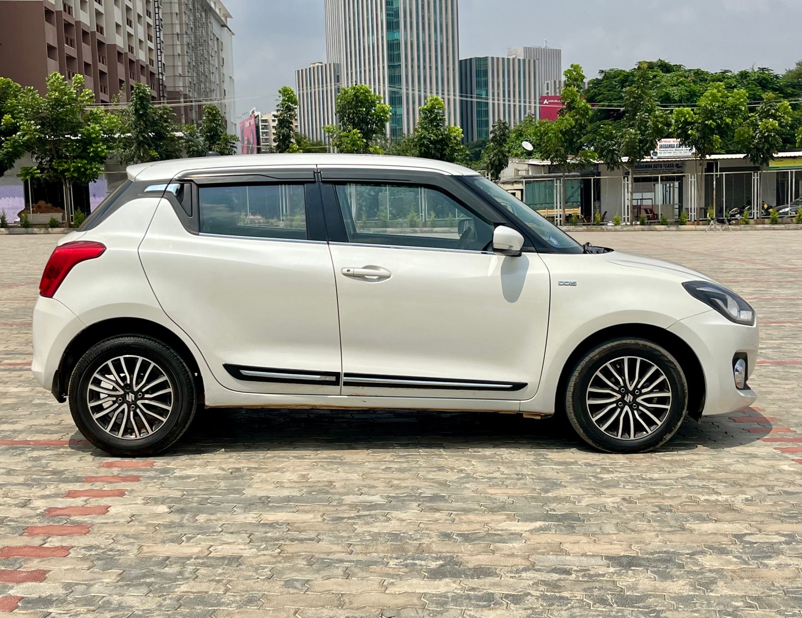 Maruthi Swift vdi 2018 White