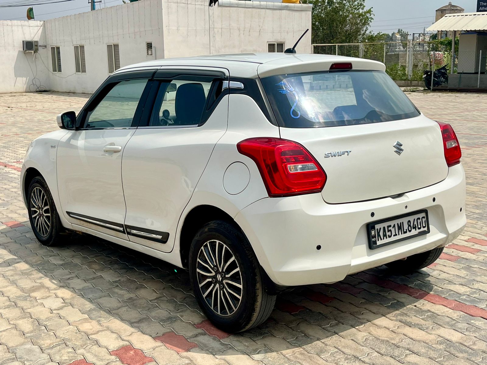 Maruthi Swift vdi 2018 White