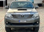 Toyota FORTUNER 3.0 4WD 2013