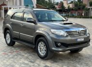 Toyota FORTUNER 3.0 4WD 2013