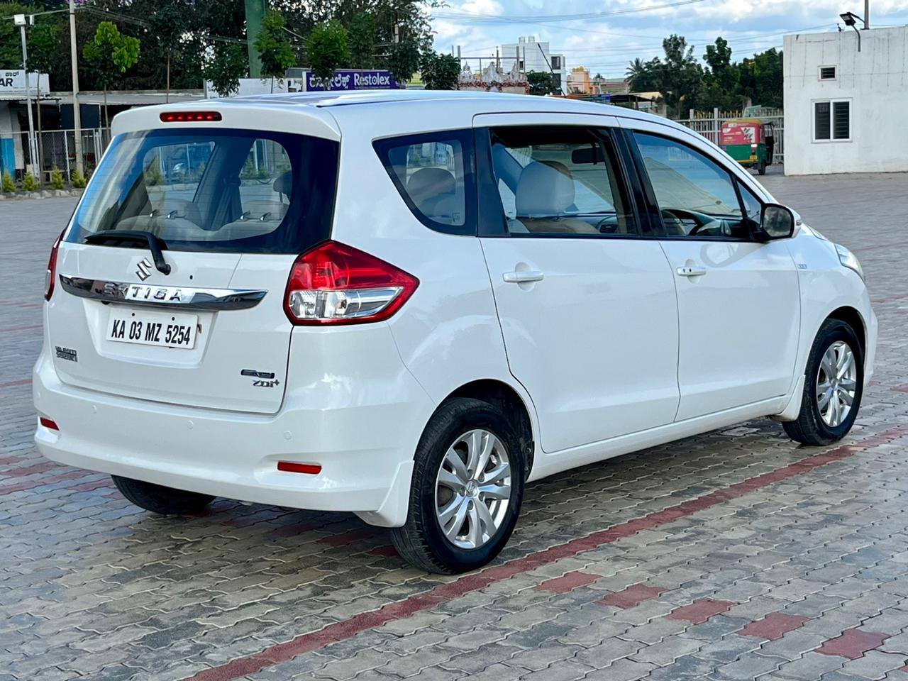 Maruthi Suzuki Ertiga ZDI+ SHVS