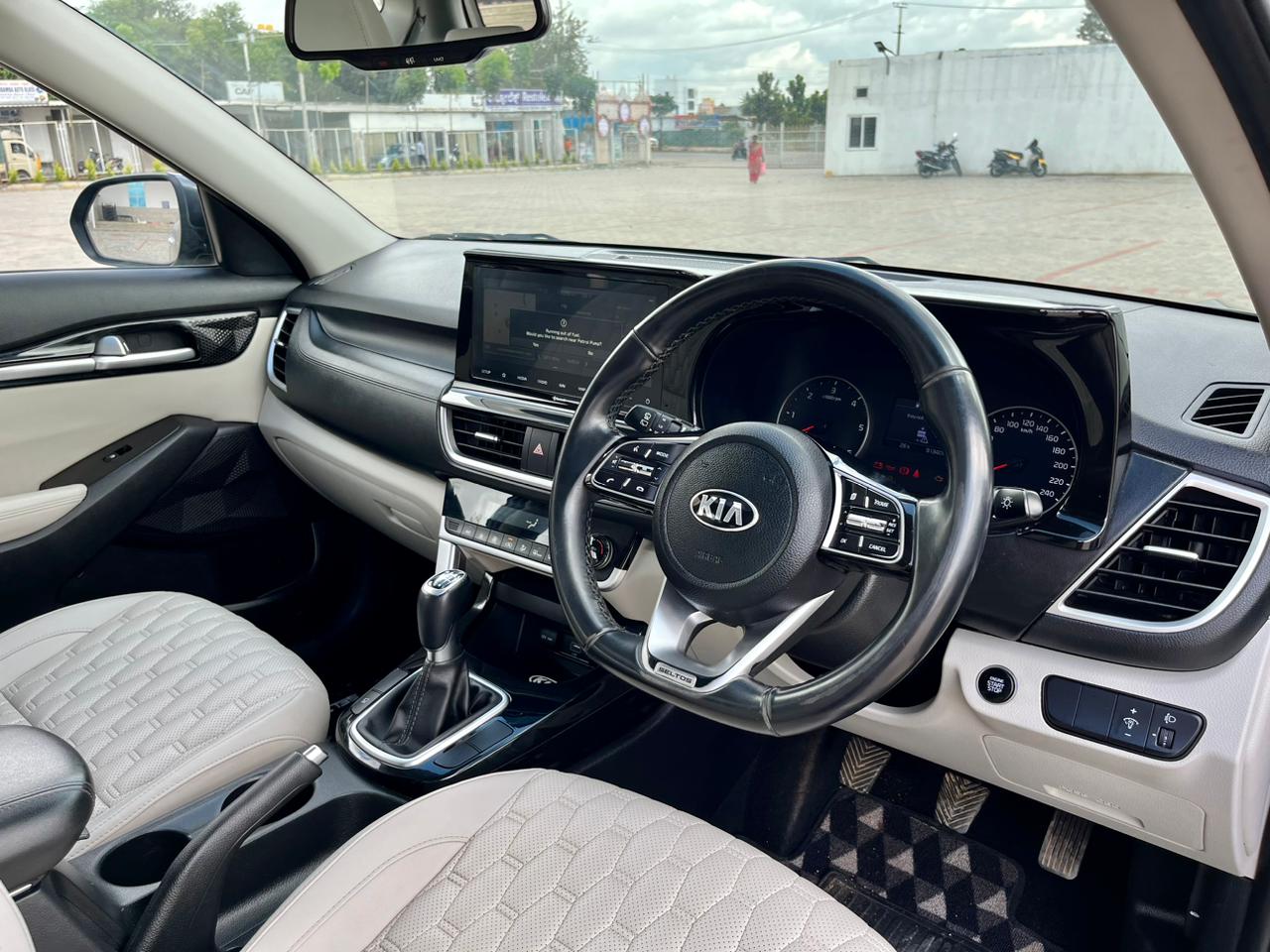 KIA SELTOS D1.5 6MT HTX 2020