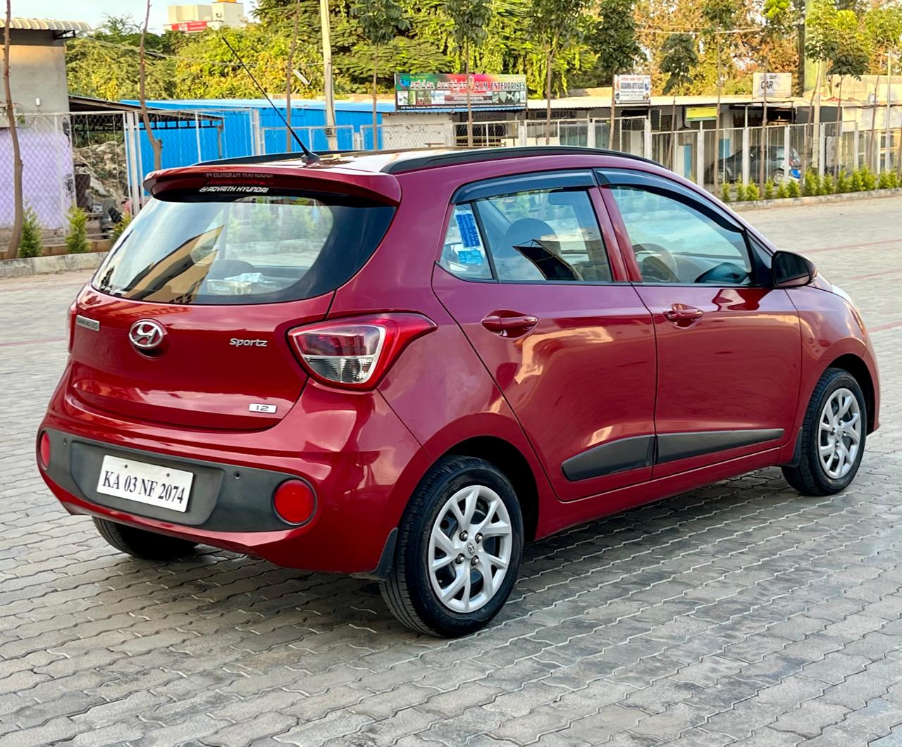 Hyundai  Grand i10 sportz 1.2