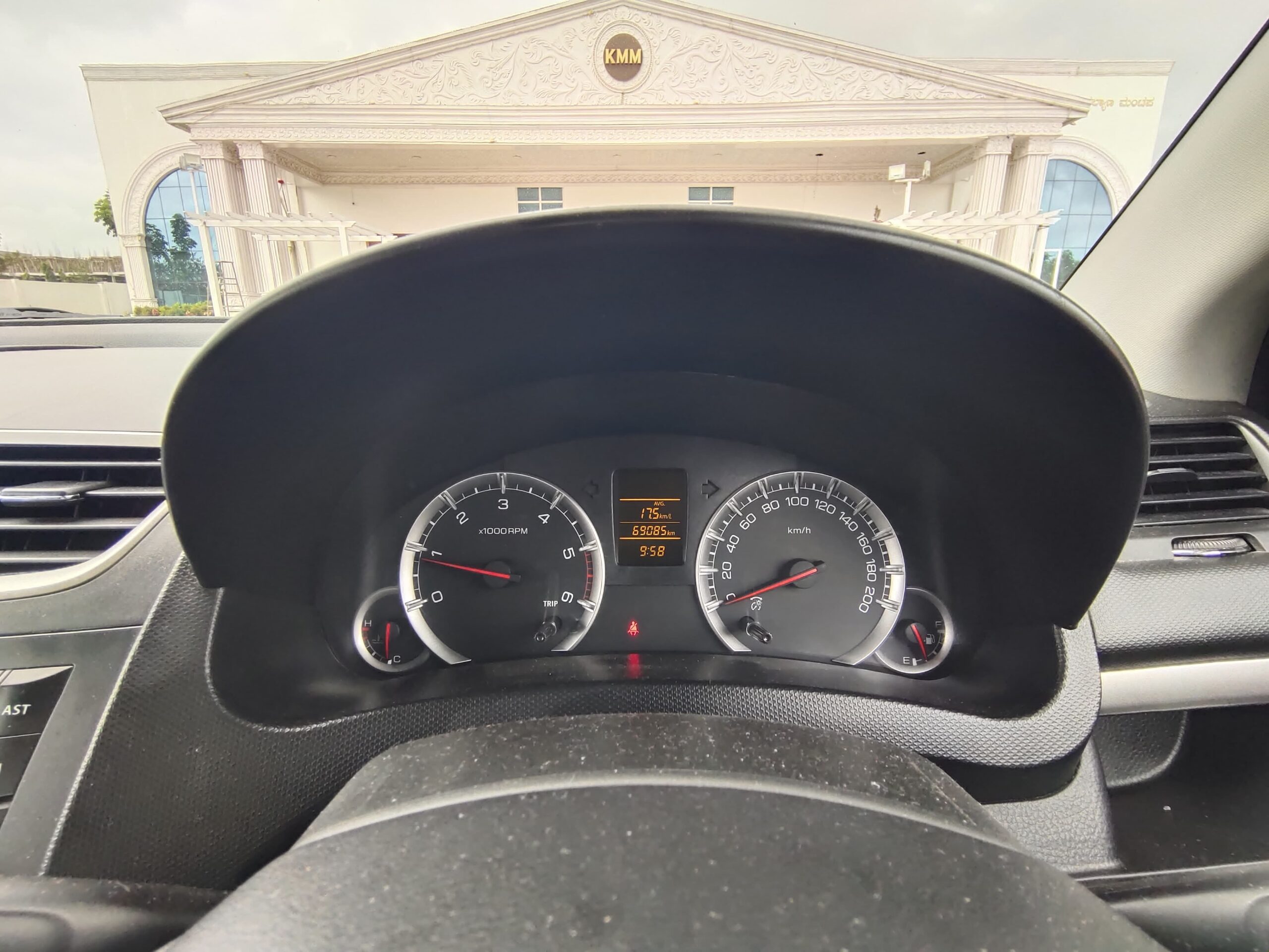 MARUTI SUZUKI NEW SWIFT VDI